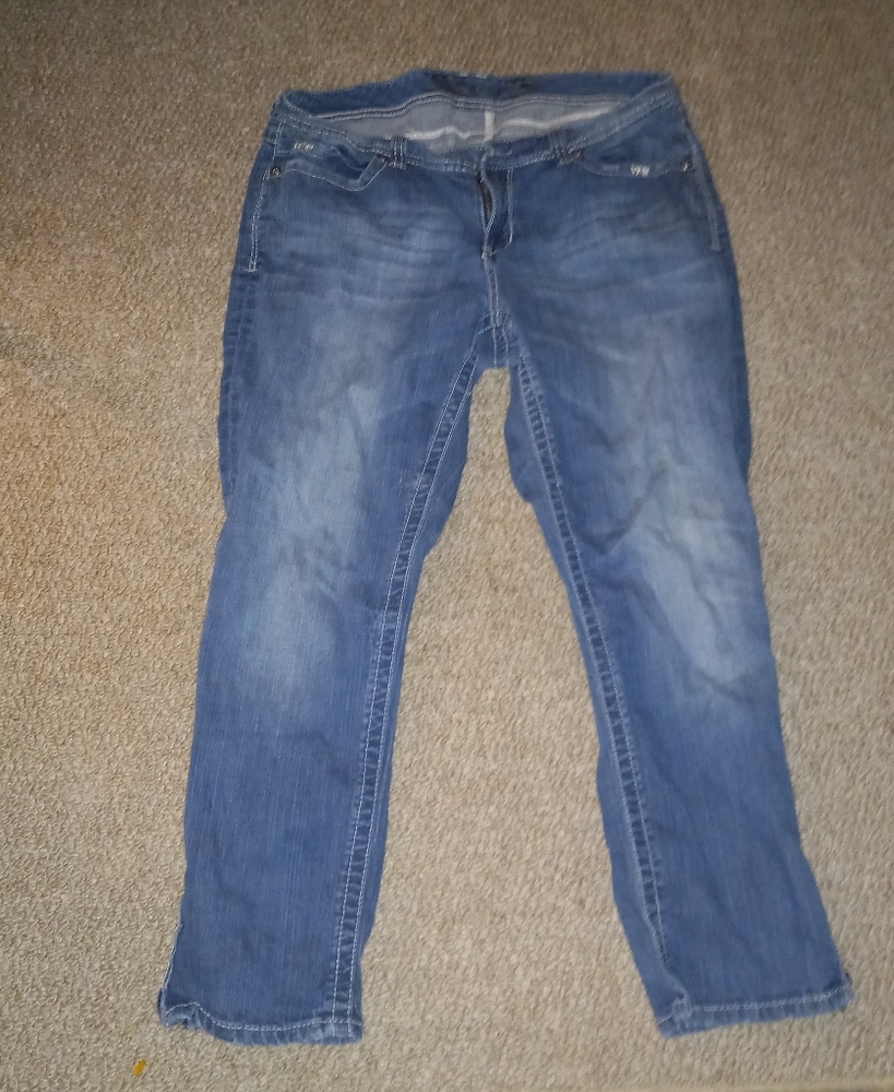 Women's Seven 7 For Man Kind Cropped Jeans
